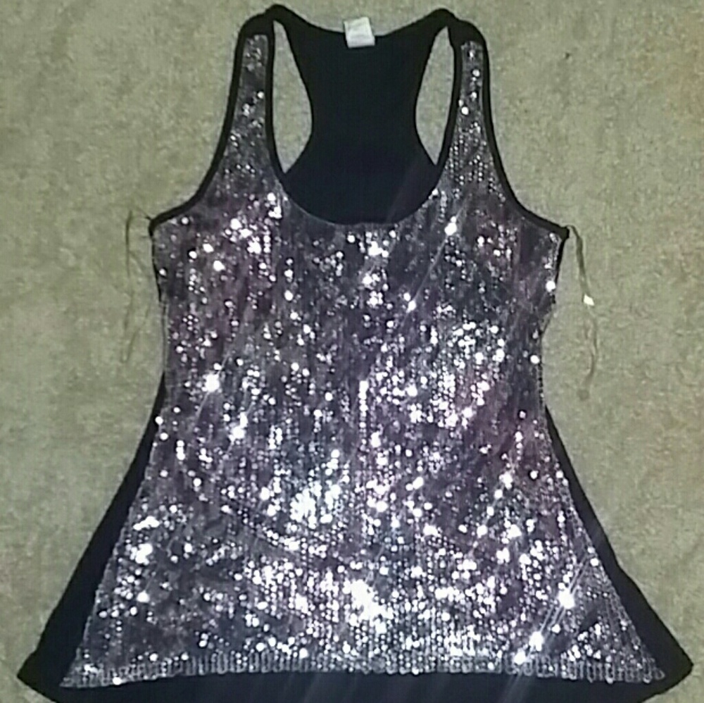 Super cute sequin tank top size Large